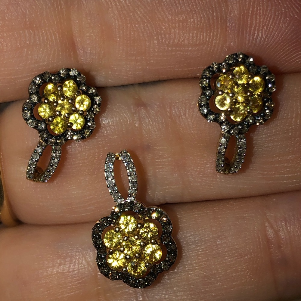 Multi colored diamond matching earrings & pendant